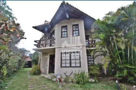 Casa com 4 Quartos à venda, 400m² no Camboinhas, Niterói