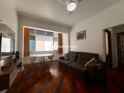 Apartamento com 2 Quartos para alugar, 50m² no Copacabana, Rio de Janeiro