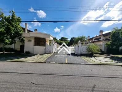 Casa de Condomínio com 3 Quartos para alugar, 180m² no Vila Santista, Atibaia