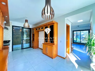 Casa de Condomínio com 4 Quartos à venda, 210m² no Vila Conceição, Porto Alegre