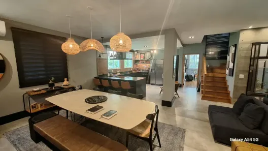 Casa com 4 Quartos à venda, 270m² no Vargem Grande, Rio de Janeiro