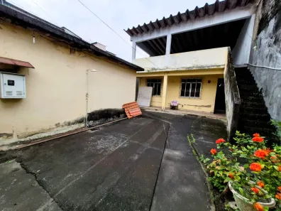 Casa com 3 Quartos à venda, 200m² no Realengo, Rio de Janeiro