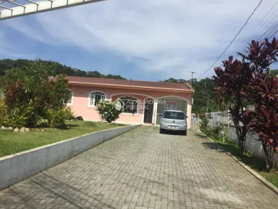 Casa com 3 Quartos à venda, 546m² no Aririú, Palhoça