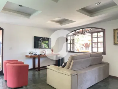 Casa de Condomínio com 4 Quartos à venda, 320m² no Piratininga, Niterói
