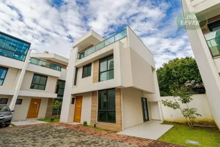 Casa de Condomínio com 3 Quartos à venda, 157m² no Bom Retiro, Curitiba
