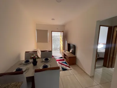Casa com 2 Quartos para alugar, 50m² no Vila São Paulo, Mogi das Cruzes