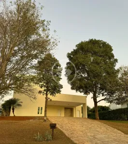 Casa de Condomínio com 4 Quartos à venda, 439m² no Residencial Aldeia do Vale, Goiânia