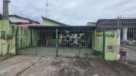 Casa com 2 Quartos à venda, 98m² no Indaiá, Caraguatatuba