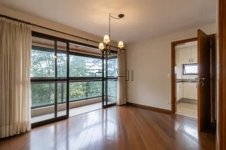 Apartamento com 3 Quartos para alugar, 142m² no Campo Belo, São Paulo