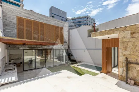 Casa com 4 Quartos à venda, 265m² no Vila Nova Conceição, São Paulo