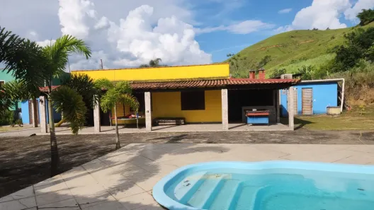Fazenda/Sítio com 2 Quartos à venda, 1300m² no Antônio Rocha, Barra Mansa