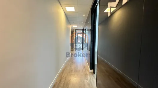 Sala Comercial para alugar, 83m² no Jardim Ana Maria, Jundiaí