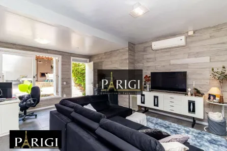 Casa com 3 Quartos para alugar, 227m² no Três Figueiras, Porto Alegre