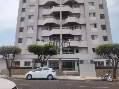 Apartamento com 4 Quartos à venda, 160m² no Osvaldo Rezende, Uberlândia