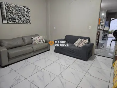 Casa com 4 Quartos à venda, 260m² no Benfica, Fortaleza