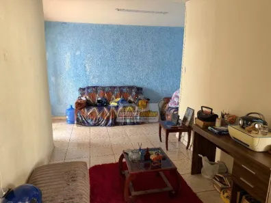 Casa com 3 Quartos à venda, 89m² no Mercês, Uberaba