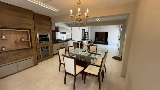 Casa com 2 Quartos à venda, 190m² no Barra, Balneário Camboriú