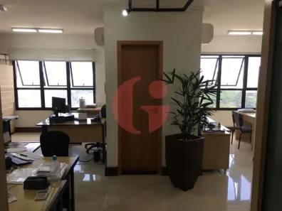 Sala Comercial à venda, 82m² no Centro, São José dos Campos