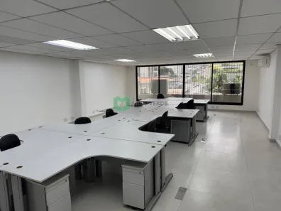 Sala Comercial para alugar, 180m² no Pinheiros, São Paulo