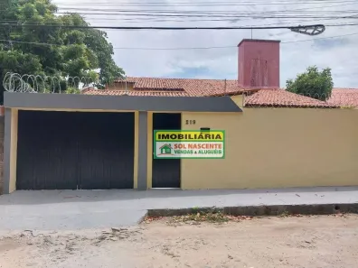 Casa com 4 Quartos à venda, 226m² no Parque Manibura, Fortaleza