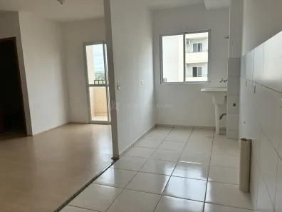 Apartamento com 2 Quartos para alugar, 49m² no Chácaras Aeroporto, Maringá