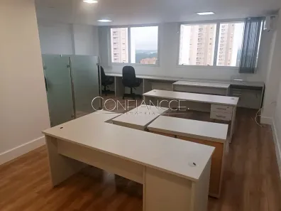 Sala Comercial à venda, 49m² no Cidade Industrial, Curitiba
