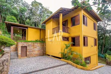 Casa de Condomínio com 4 Quartos à venda, 332m² no Retiro Do Chale, Brumadinho