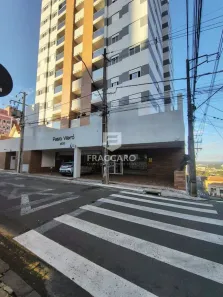 Apartamento com 3 Quartos para alugar, 193m² no Centro, Ponta Grossa