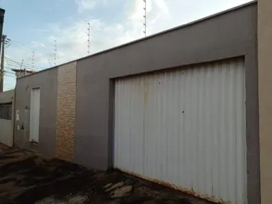 Casa com 2 Quartos à venda, 125m² no Jardim Canaã, Uberlândia