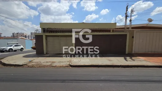 Casa com 5 Quartos para alugar, 321m² no Jardim Macedo, Ribeirão Preto