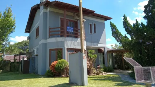 Casa de Condomínio com 3 Quartos à venda, 220m² no São Lucas, Viamão