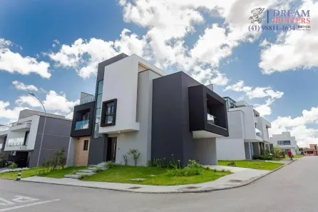 Casa de Condomínio com 3 Quartos à venda, 244m² no Santa Cândida, Curitiba
