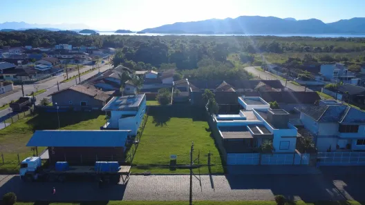 Lote/Terreno à venda, 450m² no Rocio Grande, São Francisco do Sul