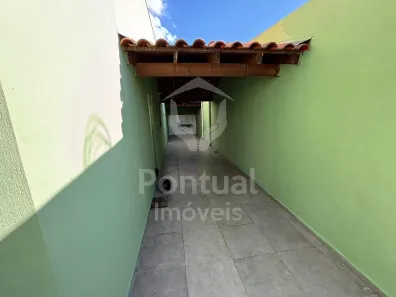 Casa com 2 Quartos para alugar, 65m² no Santa Rosa, Uberlândia