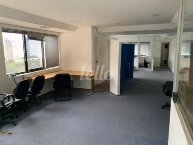 Sala Comercial à venda, 42m² no Liberdade, São Paulo