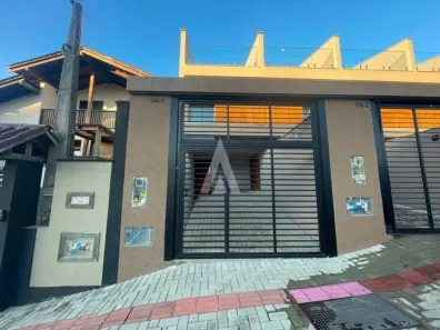 Sobrado com 3 Quartos à venda, 139m² no Bom Retiro, Joinville