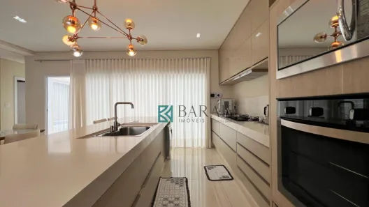 Casa com 3 Quartos à venda, 196m² no Bom Jardim, Maringá