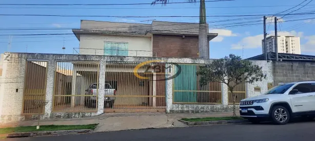 Casa com 3 Quartos à venda, 300m² no Colonial, Londrina