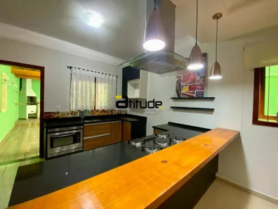 Casa com 3 Quartos à venda, 179m² no Vila Viana, Barueri