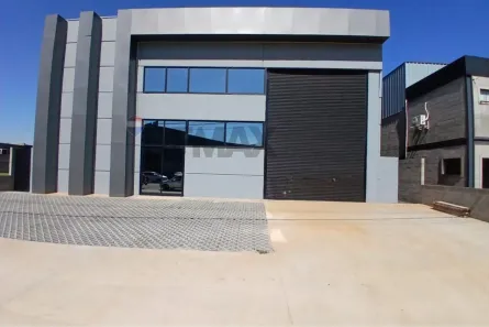 Galpão/Depósito/Armazém para alugar, 681m² no Água Santa, Piracicaba