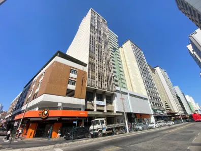 Sala Comercial à venda, 32m² no Centro, Juiz de Fora