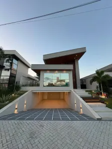 Casa de Condomínio com 3 Quartos à venda, 191m² no Cidade Alpha, Eusébio