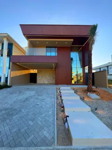 Casa com 4 Quartos à venda, 266m² no Cidade Alpha, Eusébio
