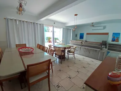 Casa com 4 Quartos à venda, 350m² no Jardim Virgínia, Guarujá