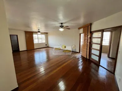 Apartamento com 4 Quartos à venda, 194m² no Mercês, Uberaba