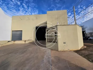 Imóvel Comercial para alugar, 1060m² no Centro, Marília
