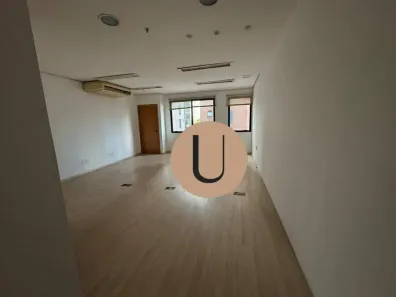 Sala Comercial à venda, 41m² no Vila Olímpia, São Paulo