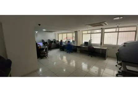 Sala Comercial à venda, 108m² no Santo Antônio, Recife