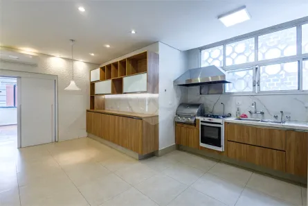 Apartamento com 3 Quartos à venda, 200m² no Cerqueira César, São Paulo