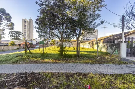 Lote/Terreno à venda, 417m² no Santa Cândida, Curitiba